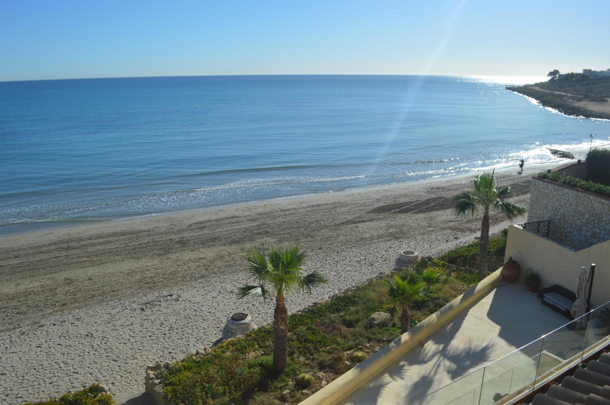 Apartament Excepcional Amanecer Al Borde De Playa Y Mar, En Roquetes Alicante