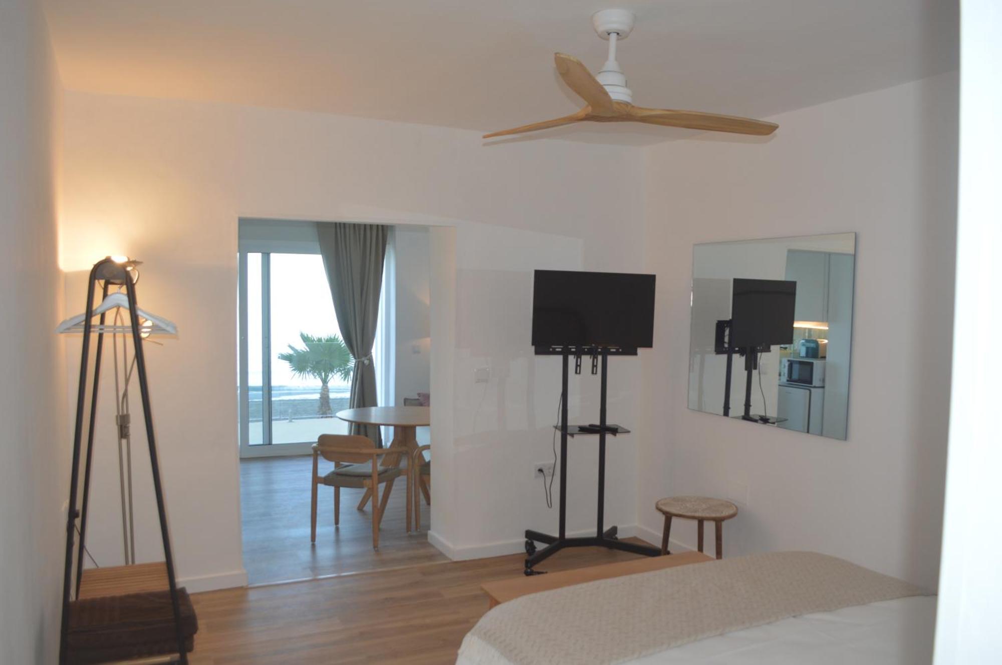 Apartament Excepcional Amanecer Al Borde De Playa Y Mar, En Roquetes Alicante