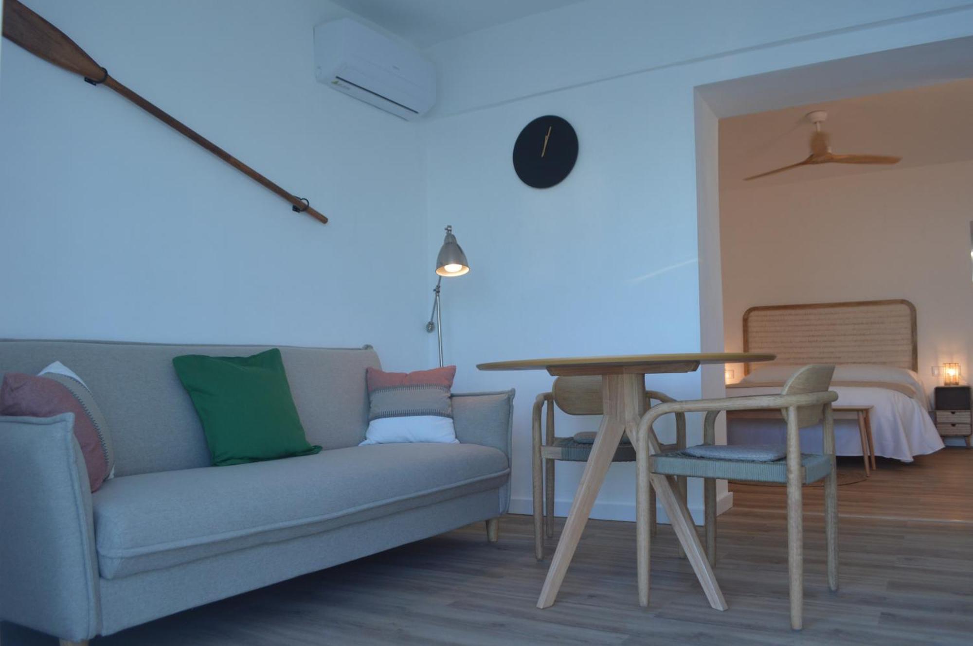 Excepcional Amanecer Al Borde De Playa Y Mar, En Roquetes Appartement *
